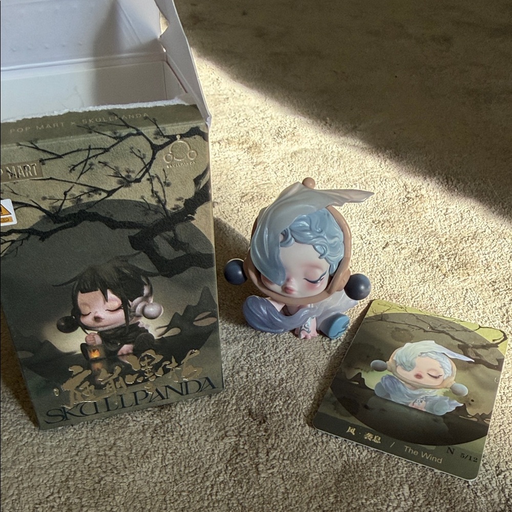 Skullpanda 'The Wind' Designer Vinyl Figure - Blue & Cream Ink Blossom series